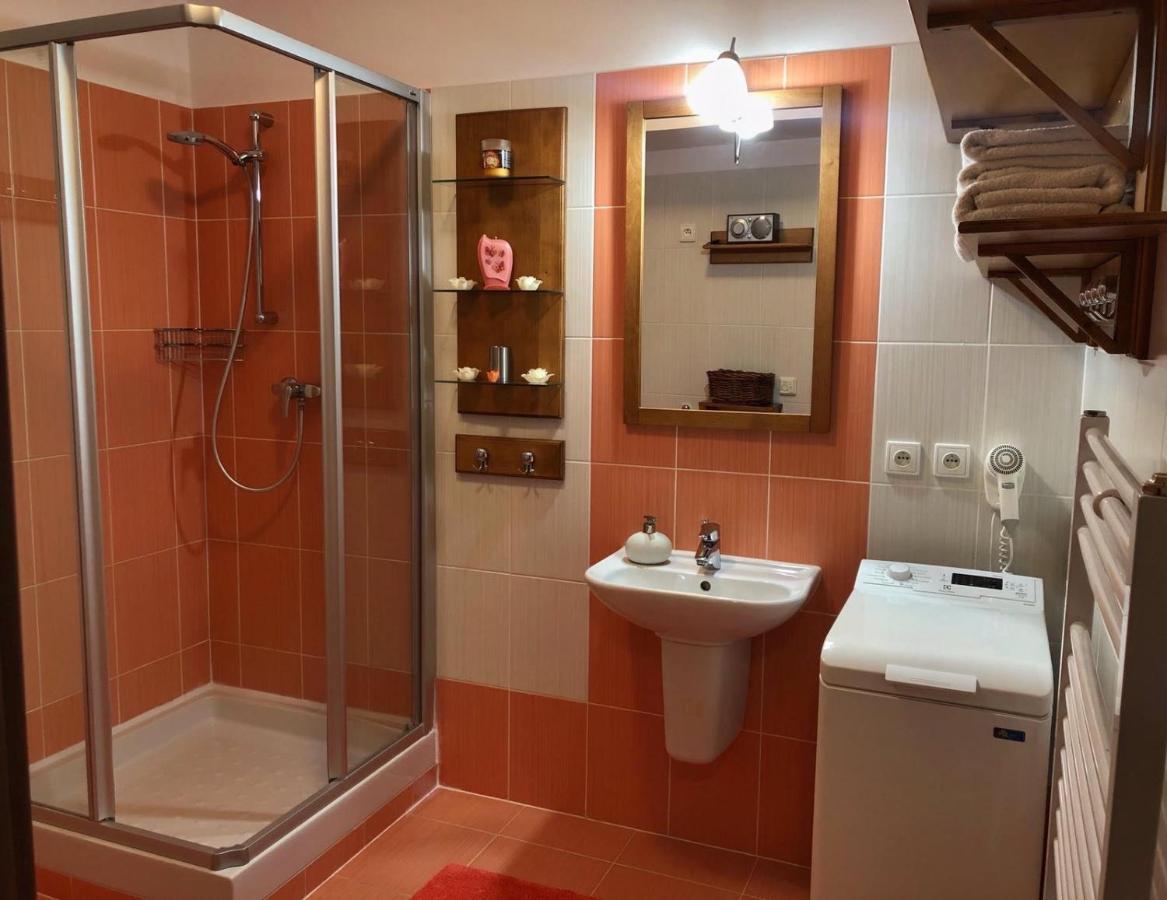 Apartman Renata 10 Ruzomberok Exterior foto